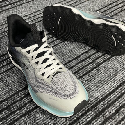 RedTape Men’s Colorblocked Athleisure Sneakers – Comfort Meets Style